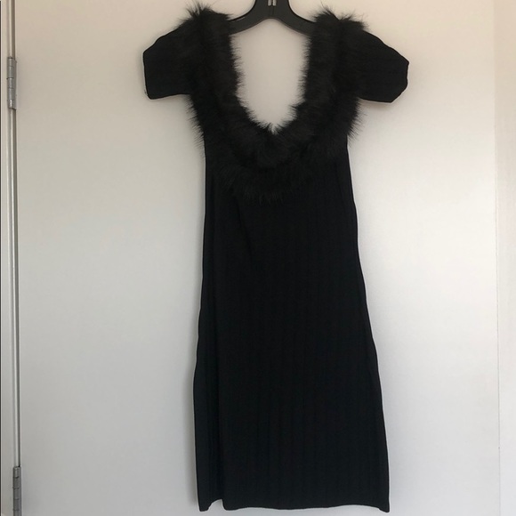 For love & lemons off the shoulder fur trim mini - Picture 2 of 4